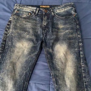 Acid washed jeans